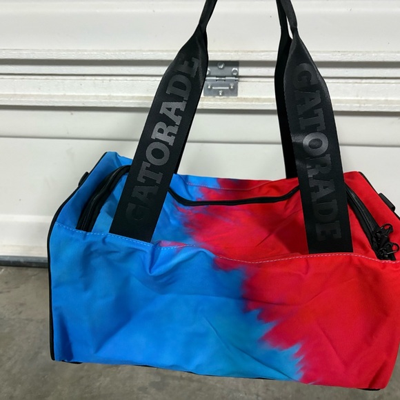 BNIB Gatorade Duffel Bag - Picture 3 of 7